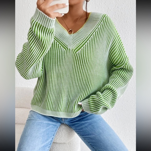 Cozy Relaxed Fit Slouchy Stripes Sweater Top - Picture 16 of 16